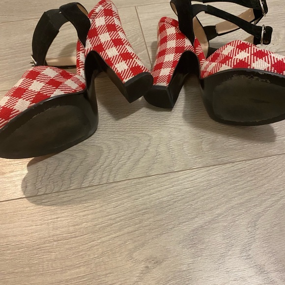 PRADA gingham print canvas heels. - Black suede straps with silver-tone buckles - Picture 6 of 6